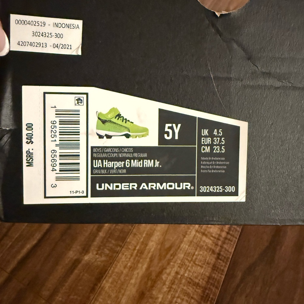 Under Armour Boys' Lime Green UA Harper 6 Mid RM Jr. Shoes